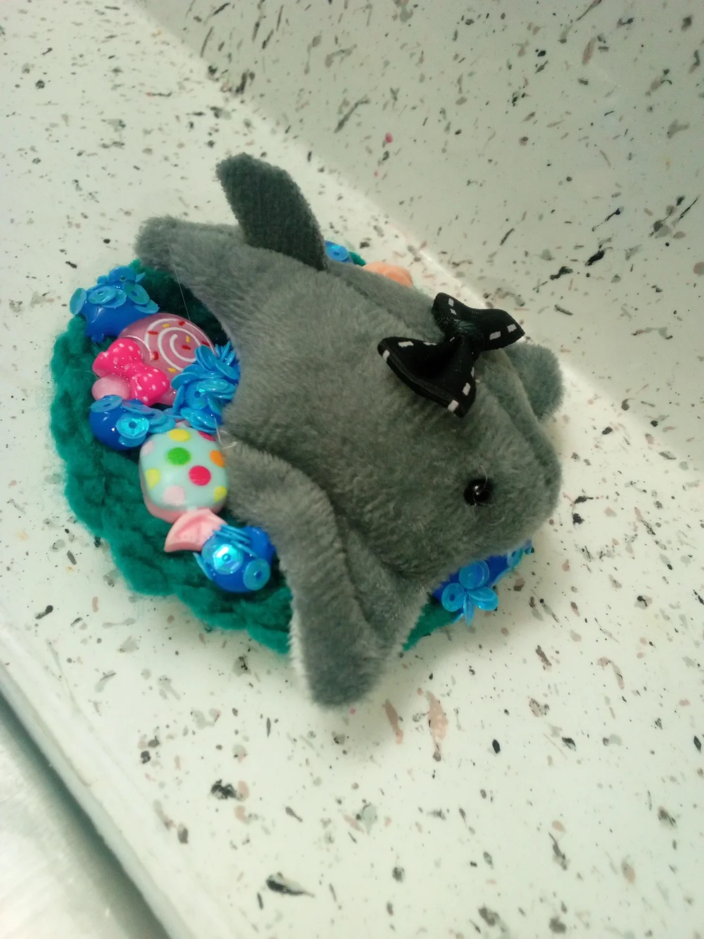 Manta Ray Plushie Hair Clip